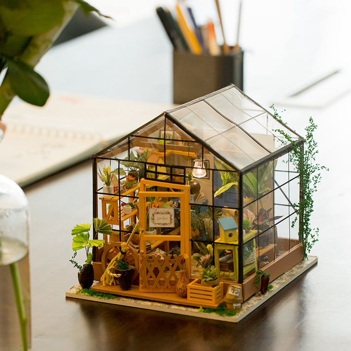 5 Kinds DIY Doll House with Furniture Children Adult Miniature Dollhouse Wooden Kits Toy DG