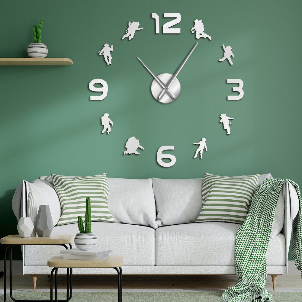 Astronaut DIY Mirror Surface Large Modern Wall Clock Outer Space Kid Room Spacemen Frameless