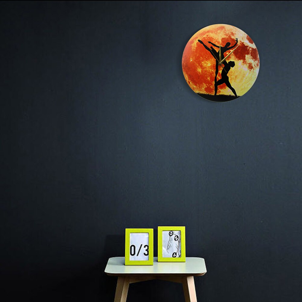 Ballerina Dancing In The Moon Artwork 3D Wall Clock Modern Design Dancing Couple Rustic Wood Clocks Ballet Watches Decor
