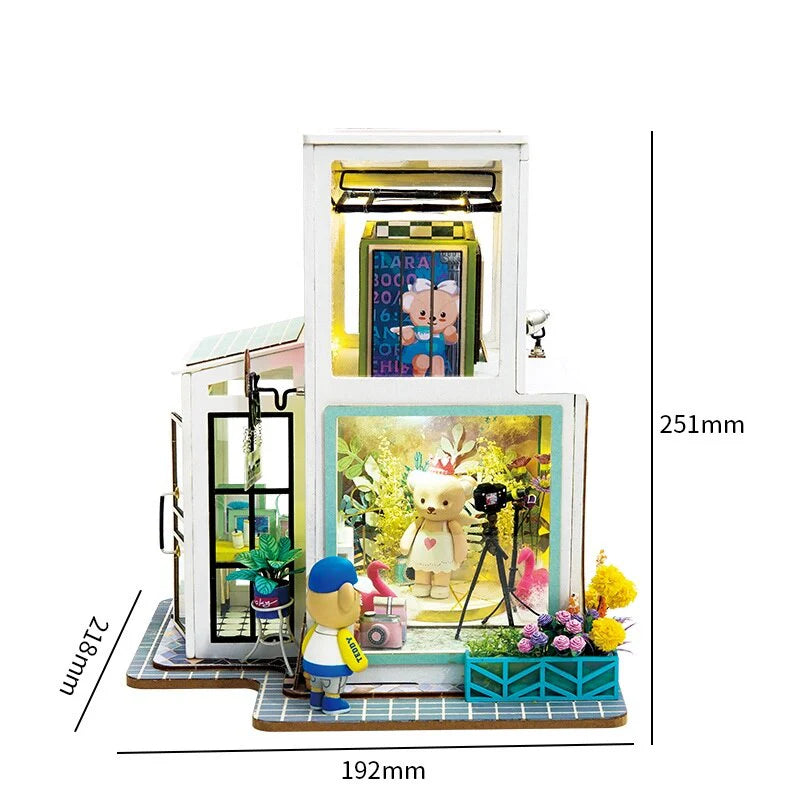 2019 New Arrival Luxury DIY House with Bear&Furniture Children Adult Miniature Wooden Doll House Model Kit Dollhouse TD