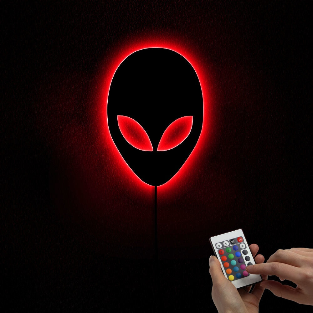 Alien Head Wall Mirror Modern Design Martians Mirror With LED Backlight Saucer Man Hanging Acrylic Mirror