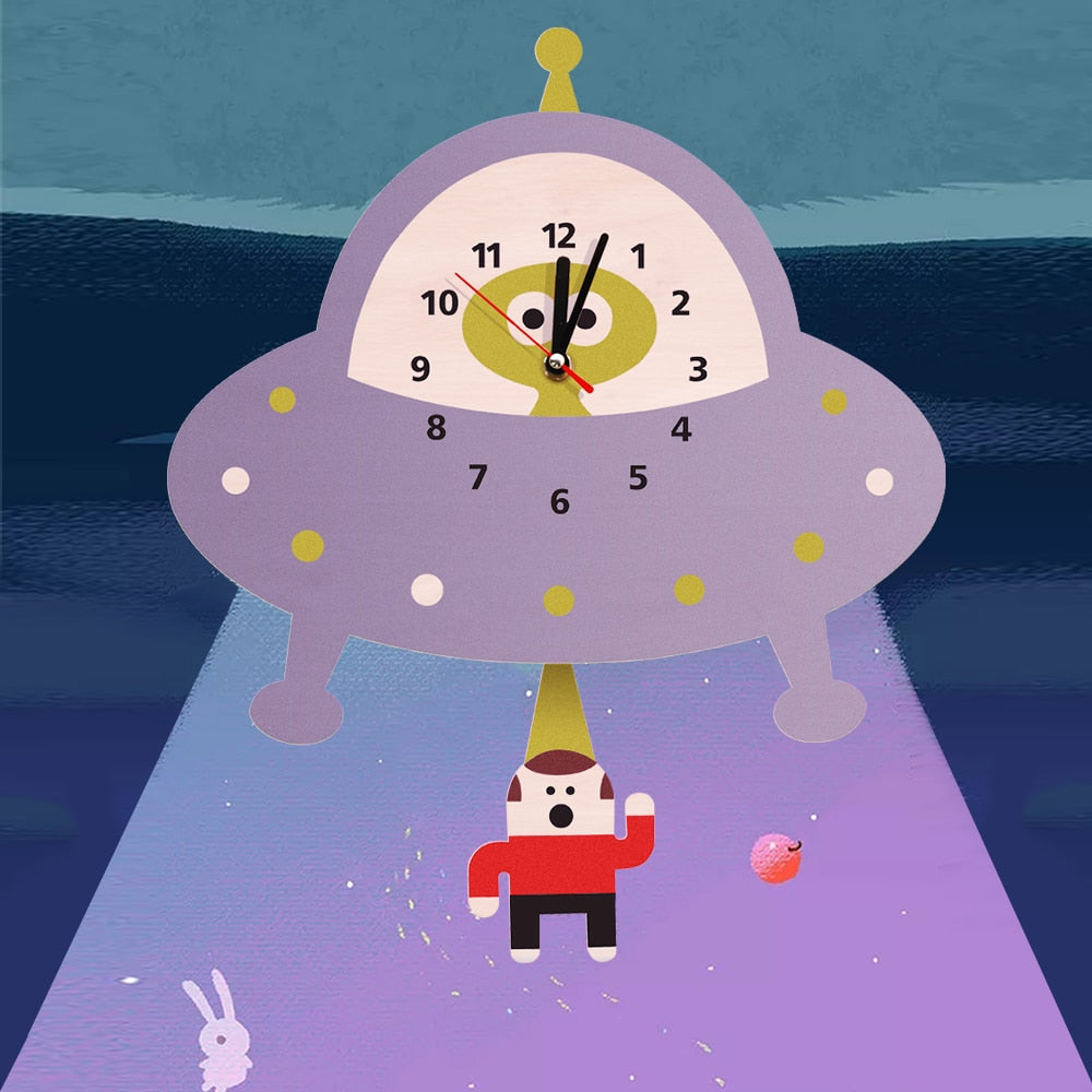 Alien Abduction Wall Clock Flying Saucer Outer Space UFO Abducting Pendulum Wooden Wall Clock Kid Room Decoration Geek Gift